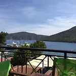 迪奥吉尼斯公寓