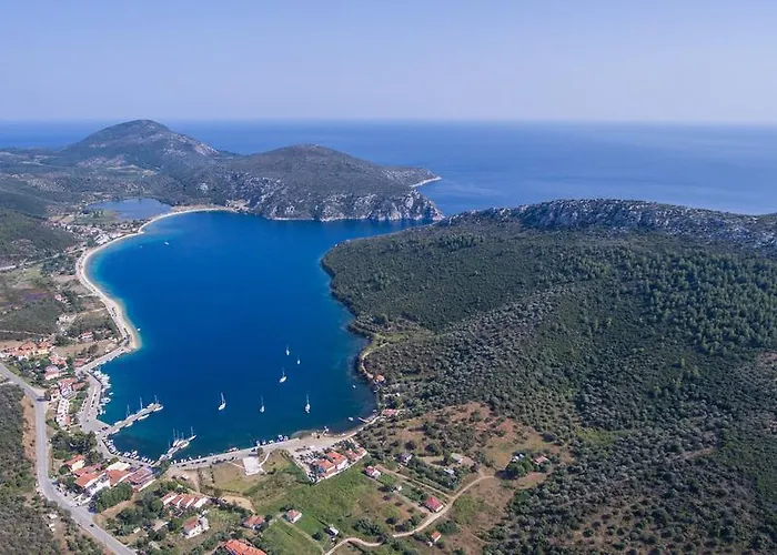 迪奥吉尼斯公寓 公寓 库佛斯港