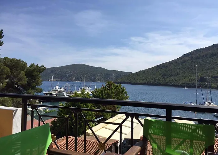 迪奥吉尼斯公寓