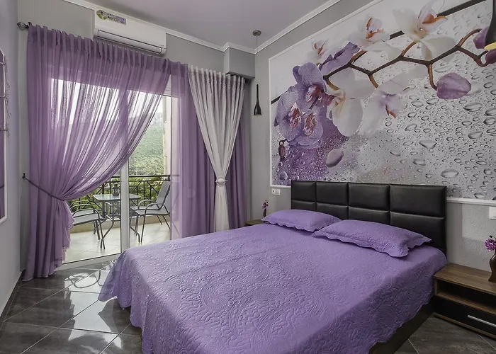 迪奥吉尼斯公寓 公寓 库佛斯港