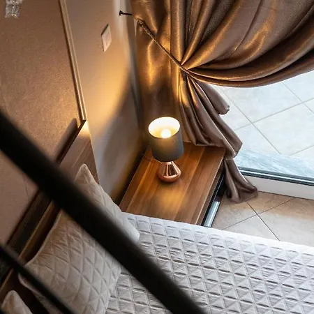 Apartment Diogenis *