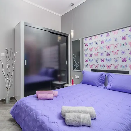 Diogenis Apartment