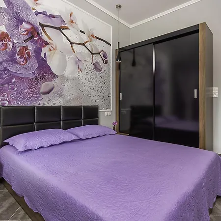 Apartment Diogenis *